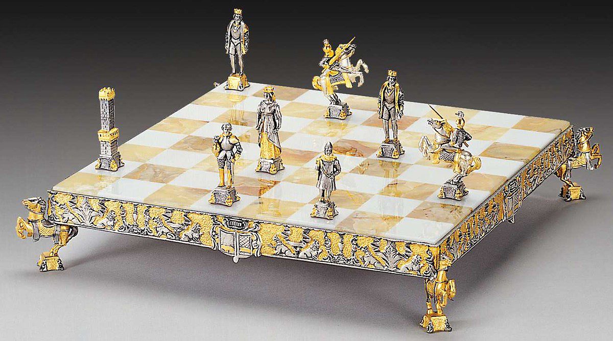 Luxury Chess Italfama – Classic Elegance and Strategy